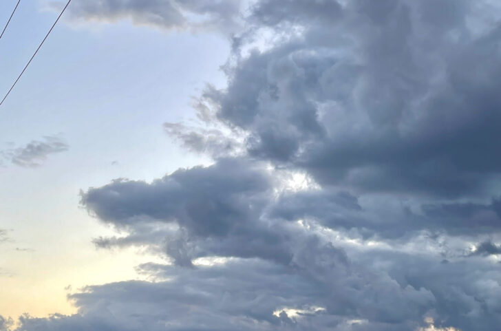 龍雲(龍神雲)を見たら意味するスピリチュアルなこと。|空と君との間には。